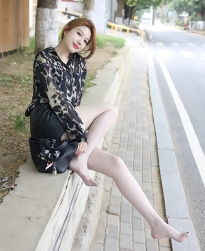 新金瓶梅龚玥菲版下载